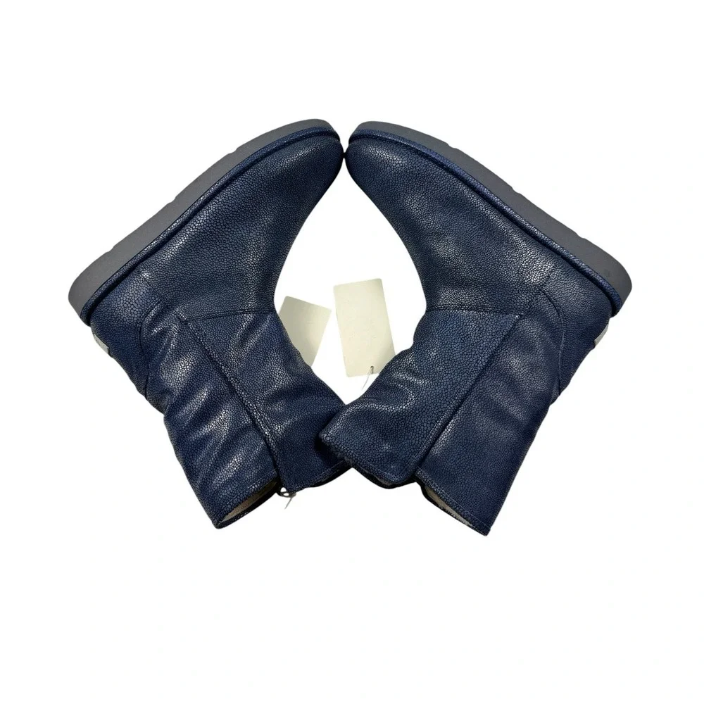 UGG Collection Abree Short Stingray Boots Women 11 Blue Shearling Italy 1009206